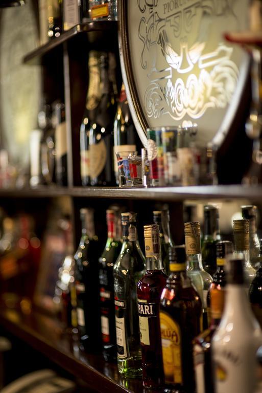 派耶瑞纳Spa宫殿酒店 Kwiatkowice 外观 照片